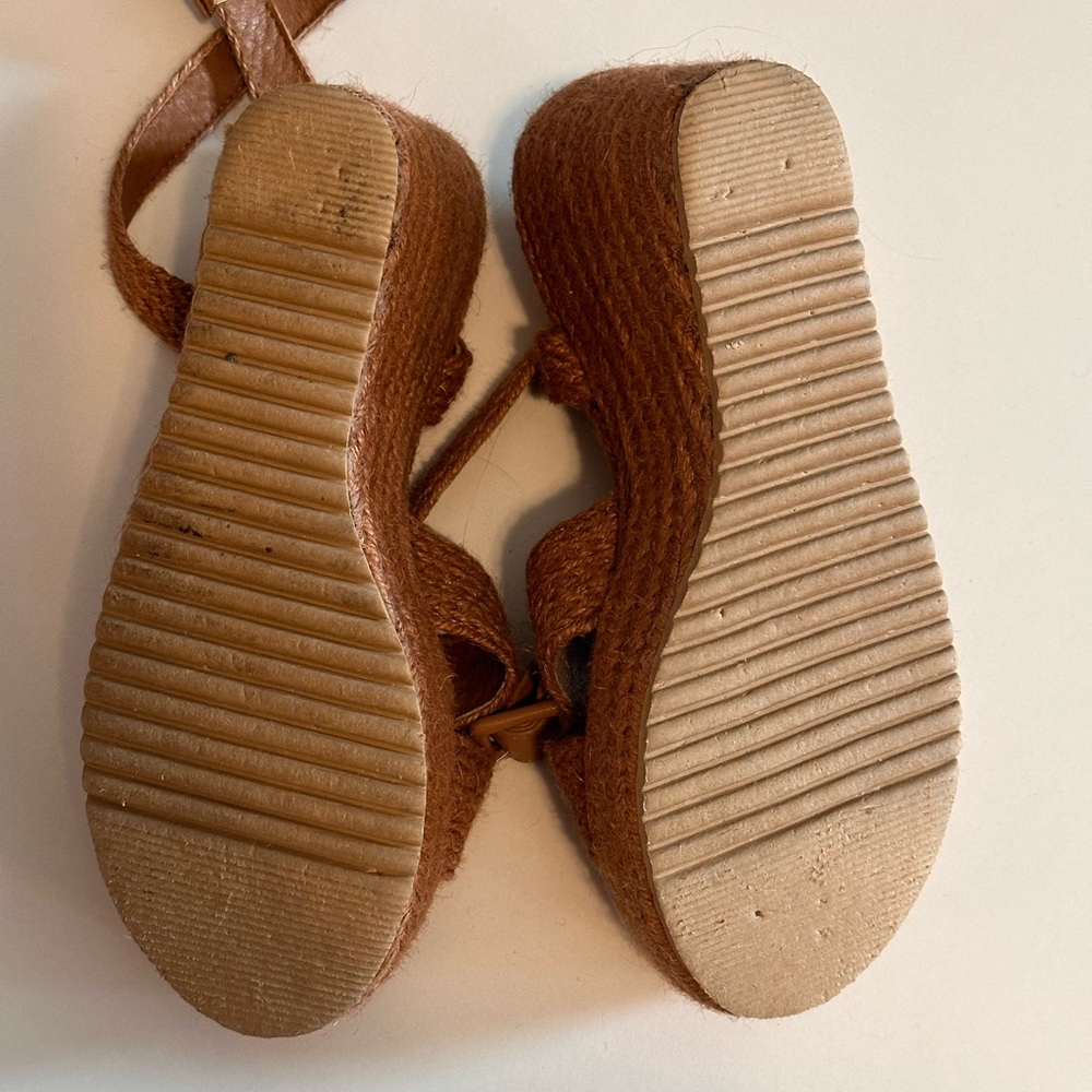 Matisse Kai Platform Wedges in Honey Color - Picture 11 of 11